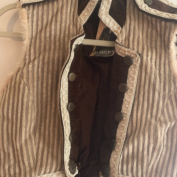 Collectors Piece! Samiah s Fine Clothing Vest with Tails - Picture 2 of 8